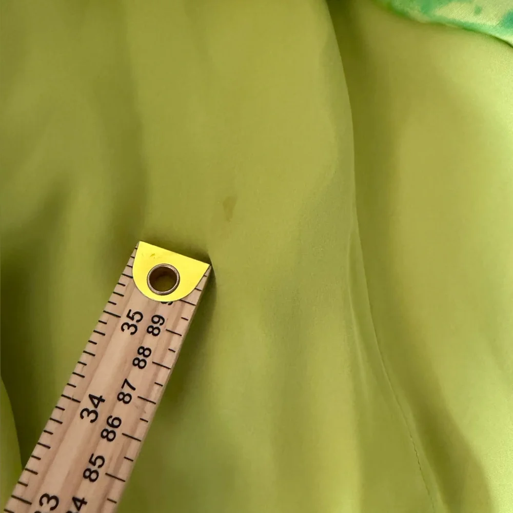 Chartreuse Pistachio Green Floral Skirt 100% Silk 0 90s Minimalist Whimsigoth